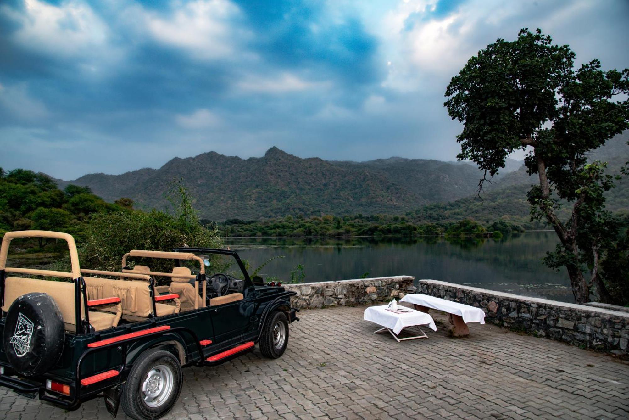 Shivika Lake Hotel Ranakpur Sādri Eksteriør bilde